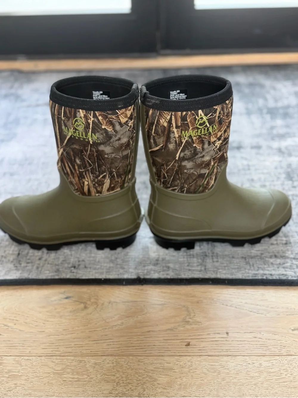 Magellan Outdoors Kids Camo Waterproof Hunting Boots Youth Size 6D